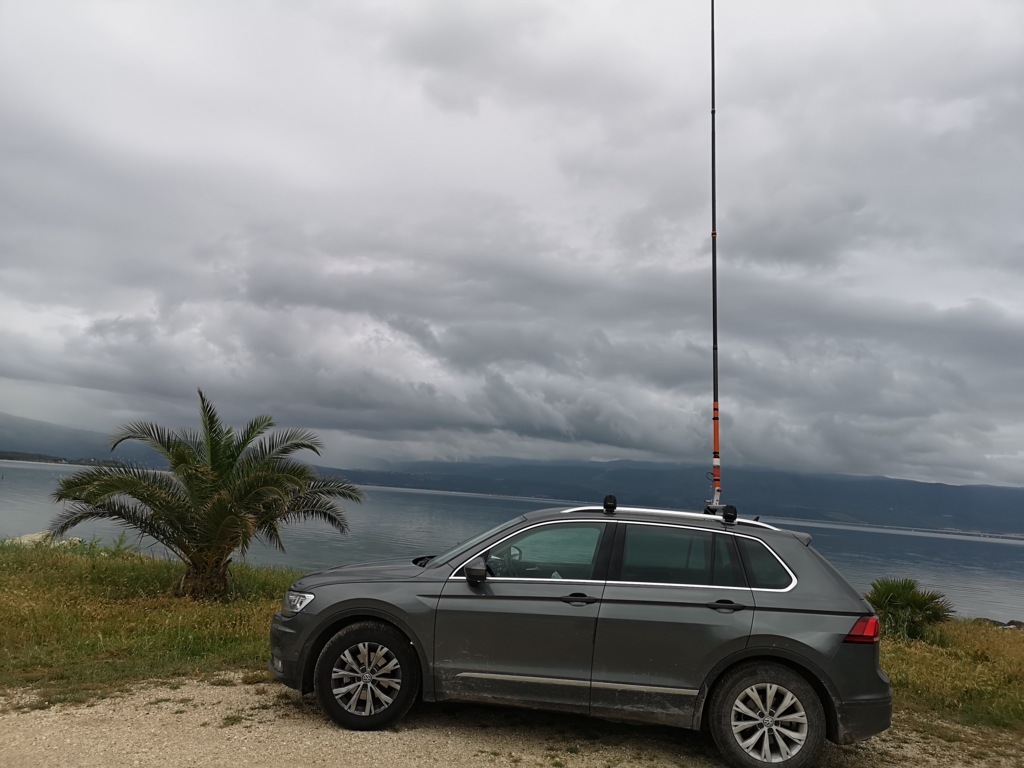 14 antenna su macchina .jpg